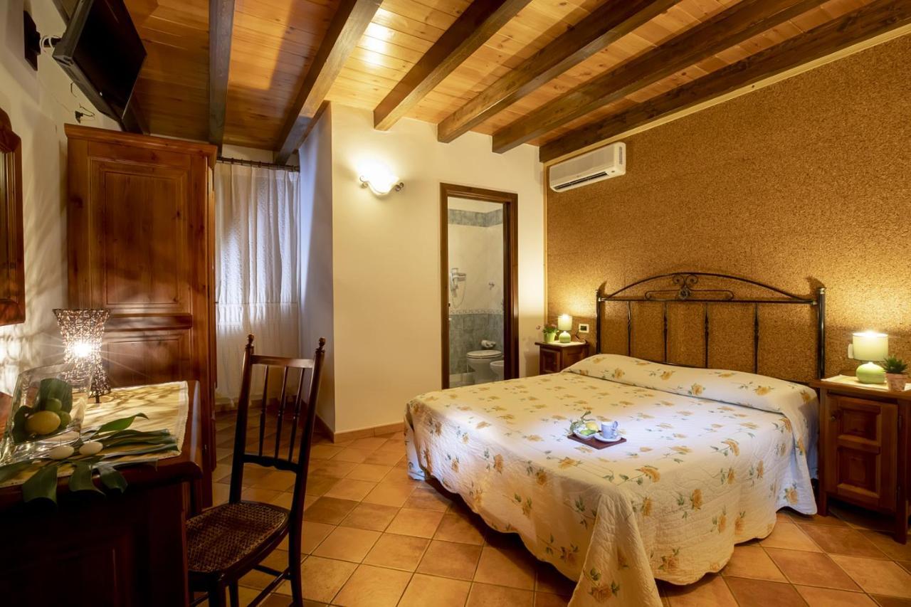 Alba Marina B&B Castelluzzo Bagian luar foto