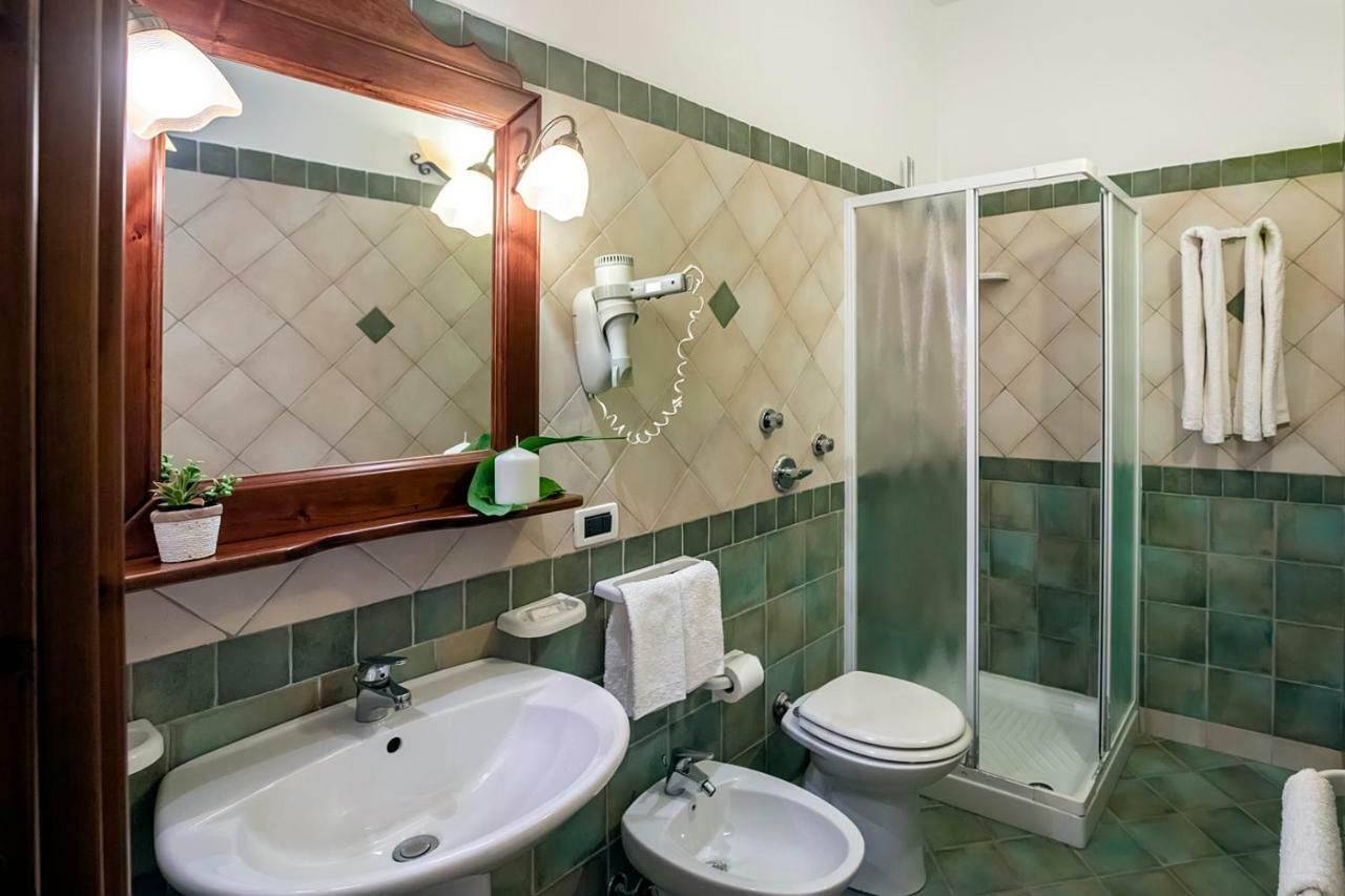 Alba Marina B&B Castelluzzo Bagian luar foto